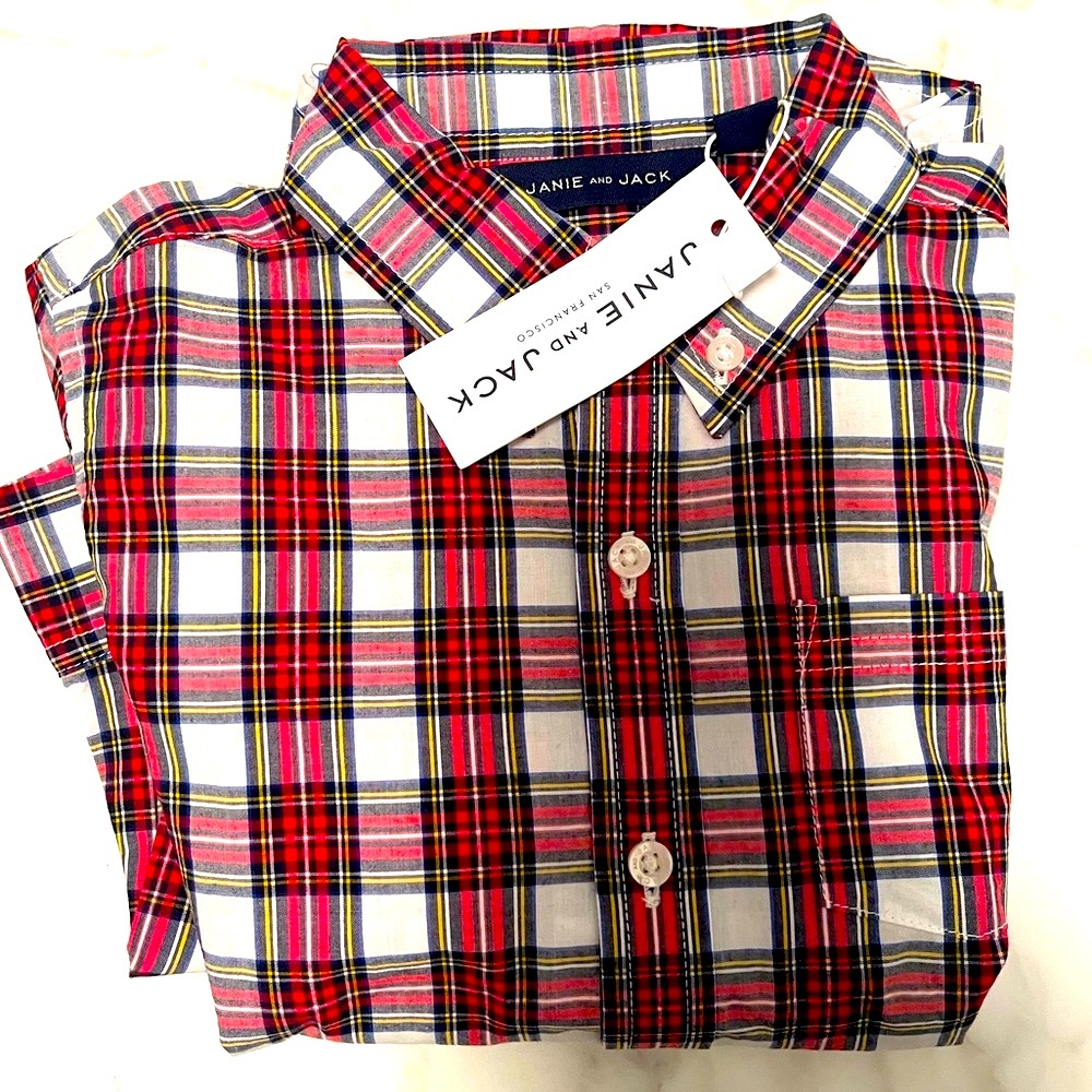 Janie and Jack nwt size 4 cotton button down. Perfect for the holiday season.